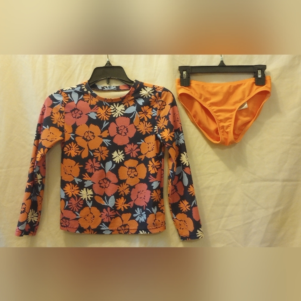 Gap Kids 2 piece, rash guard, bathing suit, girls size S